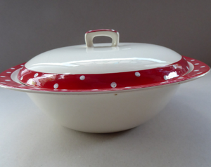 1950s RED DOMINO Midwinter Lidded Serving Dish or Tureen. Designed by Jessie Tait