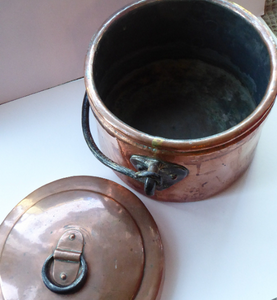 Arts & Crafts Antique Copper Lidded Pot or Storage Pail with Heavy Iron Handle and Hearts Decorations
