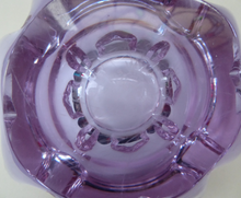 Load image into Gallery viewer, Chunky Crystale de SEVRES Alexandrite Neomydium Bowl - with Stars Decoration

