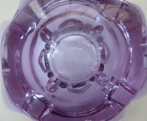Chunky Crystale de SEVRES Alexandrite Neomydium Bowl - with Stars Decoration