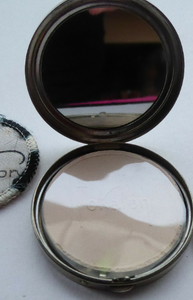 Very Rare ART DECO TOKALON Miniature Powder Compact with Original Contents. Good Condition