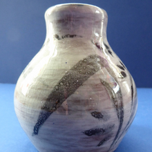 Load image into Gallery viewer, SCOTTISH STUDIO POTTERY Vase by KENNETH ANNAT for Bemersyde Pottery
