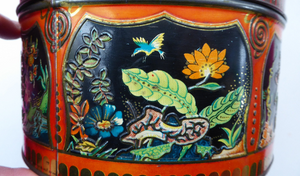 Large Circular VINTAGE Gray Dunn Biscuit Tin, with Japanese / Art Nouveau Decorations. Aesthetic Movement Colours