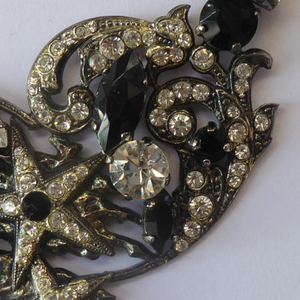 DESIGNER JEWELLERY. 1980s Vintage FLOTTY Bijoux Necklace - with oodles of diamante and cut black glass stones