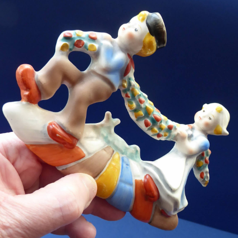 1950s Nursery Wall Plaque Dutch Boy and Girl Carrying Garland of Tulips