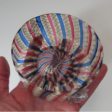 Load image into Gallery viewer, Salviati Murano Glass Latticino Zanfirico Glass Finger Bowl
