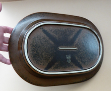 Load image into Gallery viewer, ARABIA POTTERY, Finland. 1960s Rarer RUSKA Oval Serving Platter or Large Shallow Bowl. Designed by Ulla Procope

