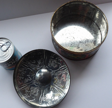 Load image into Gallery viewer, Large Circular VINTAGE Gray Dunn Biscuit Tin, with Japanese / Art Nouveau Decorations. Aesthetic Movement Colours
