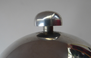 1930s ART DECO Elkington Silver Plate Sugar Dispenser. Takes the Shape of a Large Shiny Egg with Tripod Feet