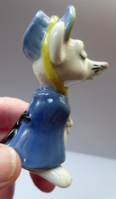 Load image into Gallery viewer, Collectable Vintage Wade Ceramic Figurine. ADRUNDEL LADY MOUSE. Rare Limited Edition Issue of only 200
