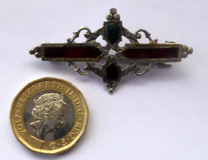 SCOTTISH SILVER: Delicated 1905 Edwardian Adie & Lovekin Ltd Brooch Inset with Agates