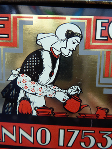 Art Deco Style Douwe Egberts Coffee Tin