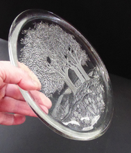 Load image into Gallery viewer, Kosta Boda Style Clear Glass Plate with Trees
