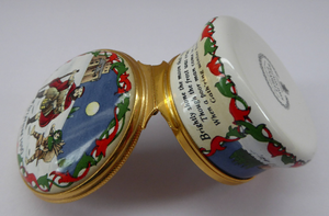 1990 Halcyon Days Enamels Christmas Box. Good King Wenceslas. Excellent Vintage Condition