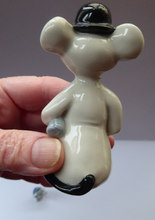 Load image into Gallery viewer, Collectable Vintage Wade Ceramic Figurine. ADRUNDEL TOWN MOUSE. Rare Limited Edition Issue of only 200

