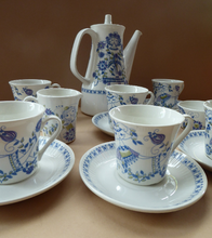 Load image into Gallery viewer, FIGGJO FLINT 1960s Norwegian Turi LOTTE Complete Coffee Set. Pot, Milk and Sugar, Six Cups and Saucers

