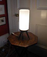 Load image into Gallery viewer, Vintage 1950s Scandinavian Style Table Lamp with Rosewood Tripod Feet and Tall Fluted White Glass Shade

