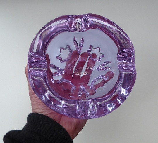 Chunky Crystale de SEVRES Alexandrite Neomydium Bowl - with Stars Decoration