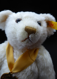 STEIFF BEAR. Limited Edition MILLENIUM Bear 2000 Teddy Bear