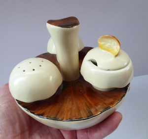 CARLTON WARE Vintage 1960s Cruet Set Representing Button Mushrooms on Flat Mushroom Base