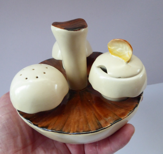CARLTON WARE Vintage 1960s Cruet Set Representing Button Mushrooms on Flat Mushroom Base