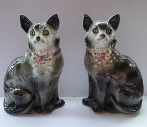Antique SCOTTISH POTTERY. Highly Collectable Victorian / Edwardian Bridgeness (Bo'ness) Cats, c 1908 (Pink Bows)