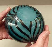 Load image into Gallery viewer, NEW ZEALAND Studio Glass by Katie Brown. Kingfisher Blue Bowl with Black Feathered Pattern

