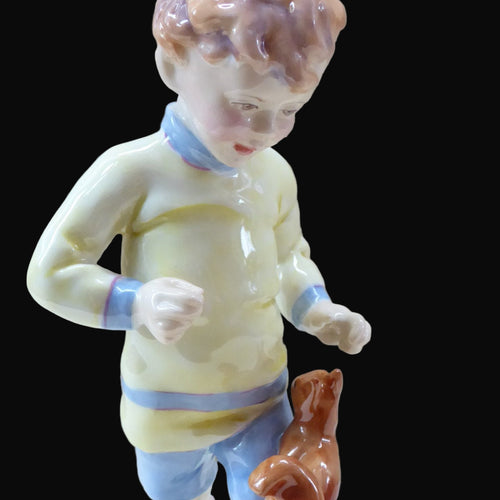 Royal Worcester Figurine OCTOBER. Modelled by Freda Doughty. No. 3417. PRISTINE