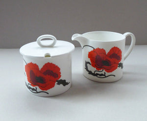 SUSIE COOPER for WEDGWOOD. 1971 Cornpoppy Design. Stylish Floral Bone China Sugar Bowl & Milk Jug