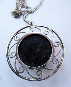1970s Scottish Hebridean Silver Pendant. Stylish design after John Hart, with Edinburgh hallmark for 1977