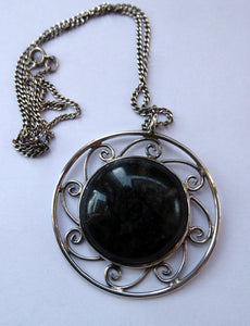 1970s Scottish Hebridean Silver Pendant. Stylish design after John Hart, with Edinburgh hallmark for 1977