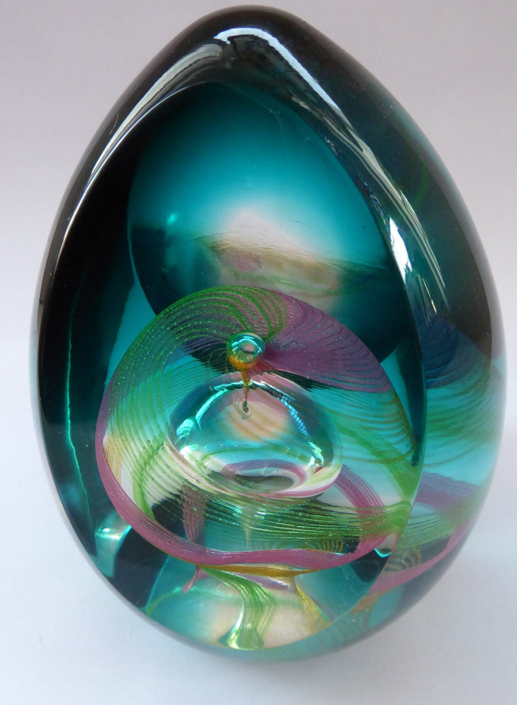 LIMITED EDITION Vintage 1992 Caithness Paperweight: MEDITATION by Margot Thomson
