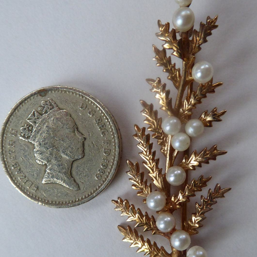 9ct Gold 1950s Mid Century Vintage Fern Brooch Set with 12 Tiny Natural Pearls