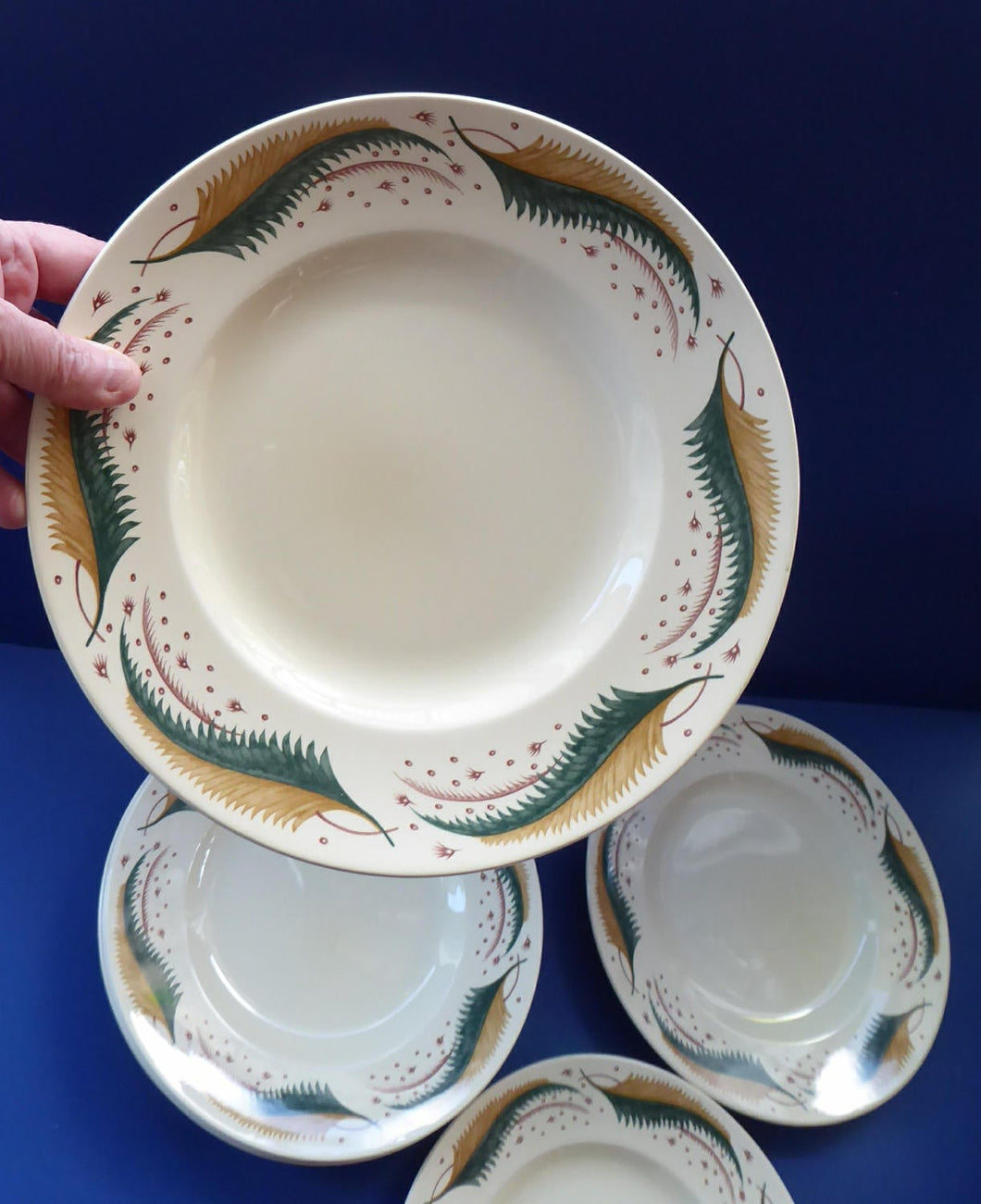 Rare 1950s Vintage Susie Cooper Pottery BRACKEN PATTERN Dinner Plates. KESTREL shape. 10 inches