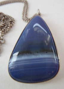 Very Stylish SCOTTISH SILVER & Agate Pendant. Probably by Ortak with Edinburgh Hallmark 1973