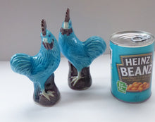 Load image into Gallery viewer, Vintage Chinese Export Blue Roosters. Pair
