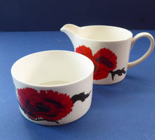 Load image into Gallery viewer, SUSIE COOPER for WEDGWOOD. 1971 Cornpoppy Design. Stylish Floral Bone China Smaller Sugar Bowl &amp; Milk Jug
