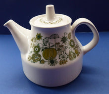 Load image into Gallery viewer, Very Collectable Little 1960s Norwegian FIGGJO FLINT Market Teapot
