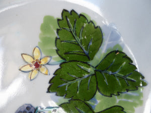 Large SCOTTISH Vintage WILD BERRIES Design Serving Bowl with Lug Handles by Highland Stoneware. Hand Decorated (A)