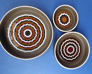 Set of Three 1970s Graduated HORNSEA Muramic Lancaster Vitramic Shallow Dishes. John Clappison Designs