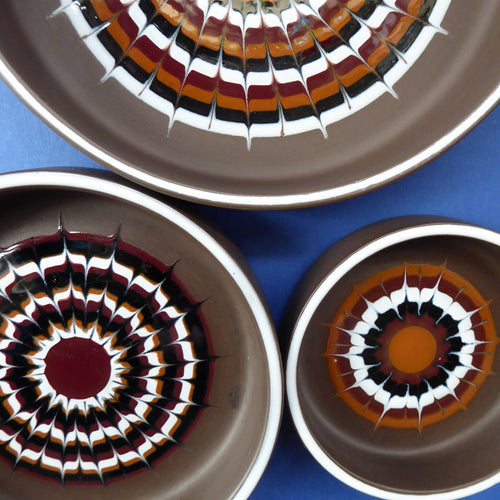 Set of Three 1970s Graduated HORNSEA Muramic Lancaster Vitramic Shallow Dishes. John Clappison Designs