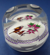 Load image into Gallery viewer, CHRISTMAS ROBIN 1981. SCOTTISH Caithness Glass Faceted Paperweight
