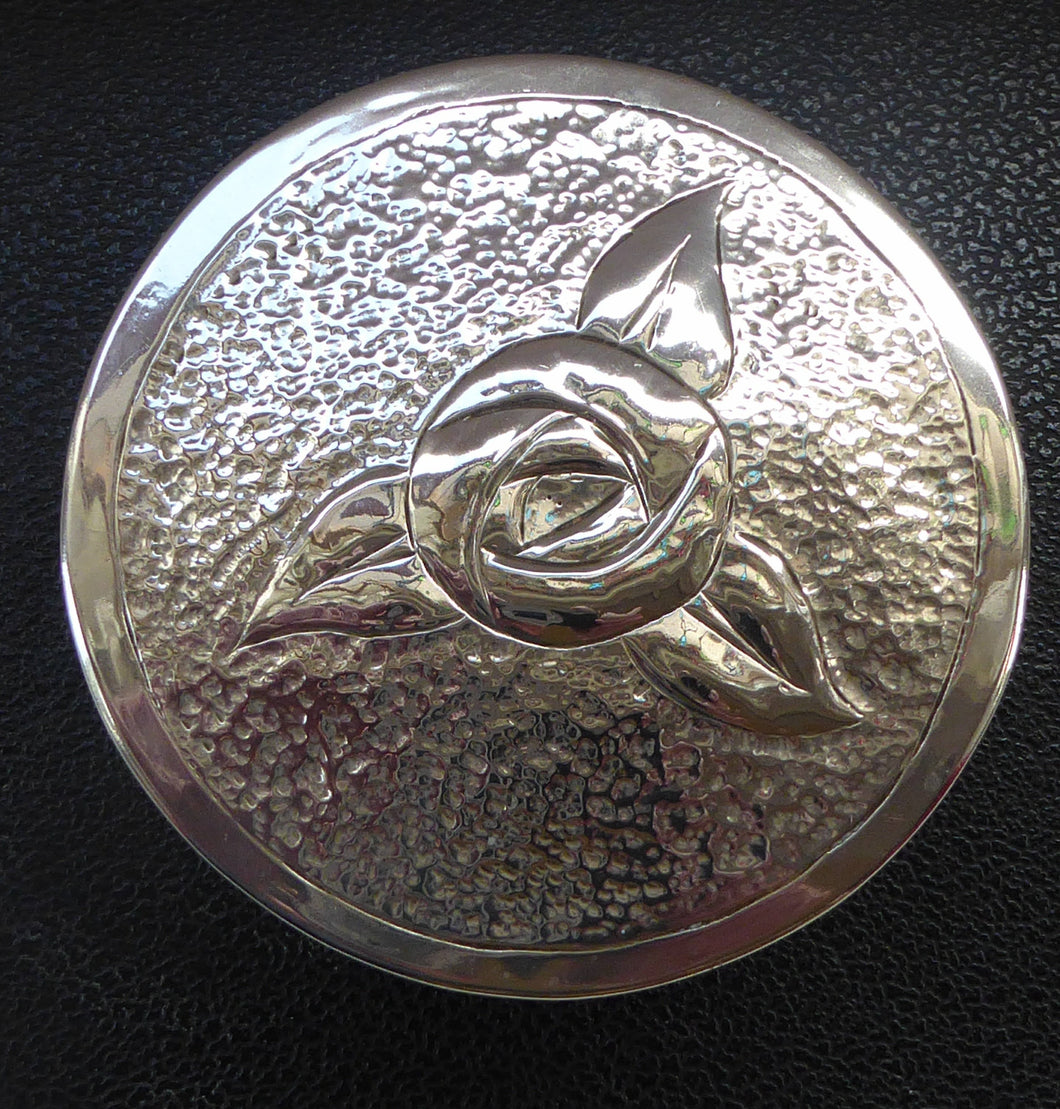 Pretty GLASGOW SCHOOL Lidded Circular Box with Glasgow Rose Motif. In the manner of Margaret Gilmour