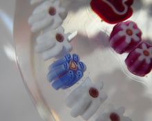 Load image into Gallery viewer, Vintage American Parabelle Paperweight 1991
