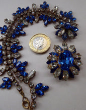 Load image into Gallery viewer, 1950s Vintage Hollywood Style Diamante Faux Sapphire Necklace
