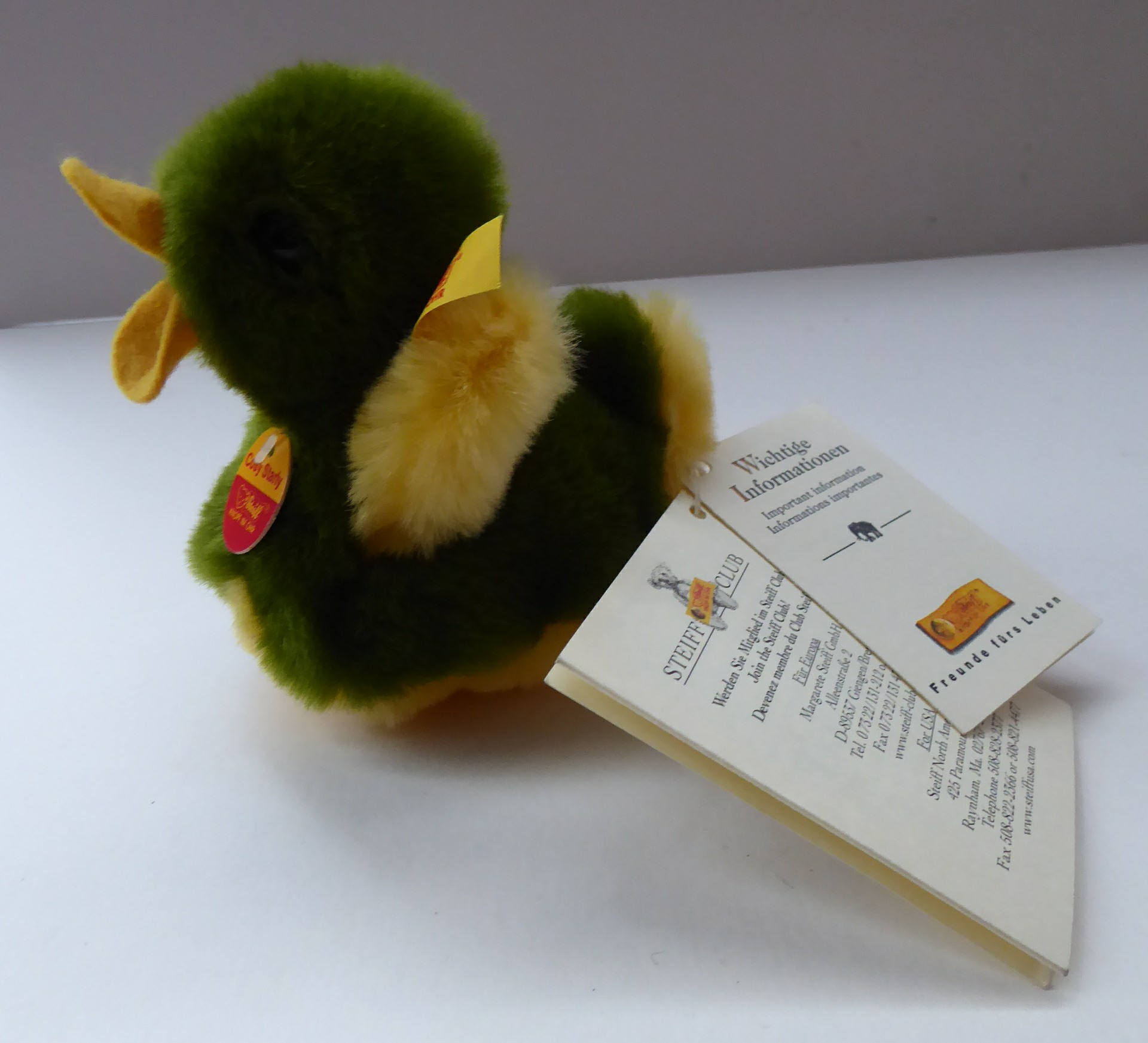 Steiff duck top
