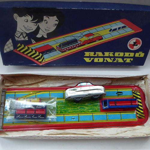 Rakodo Vonat. Hungarian Wind Up Tin Plate Toy Train