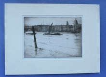 Load image into Gallery viewer, ES Lumsden Low Tide. The Thames Etching Drypoint Signed 1921
