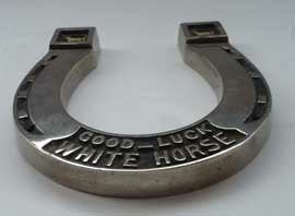 1930s WHISKY ADVERTSING Collectable in the Form of a Horseshoe. Vintage White Horse Whisky Souvenir