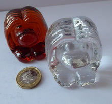 Load image into Gallery viewer, SWEDISH GLASS TROLLS.  Pair of Small Bergdala Glass Trolls. Amber &amp; Clear; both in excellent condition
